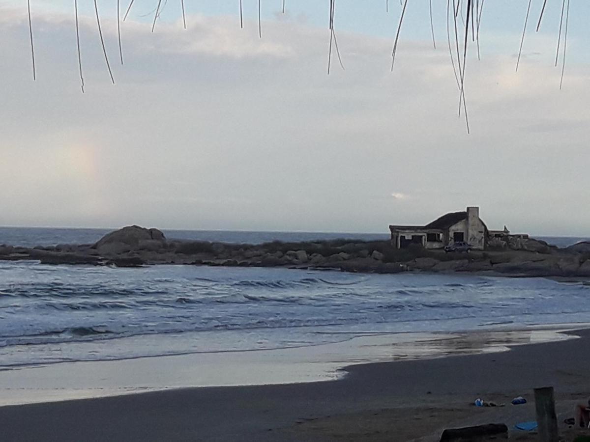 Cabanas Puerto Diablo Punta Del Diablo Exteriör bild